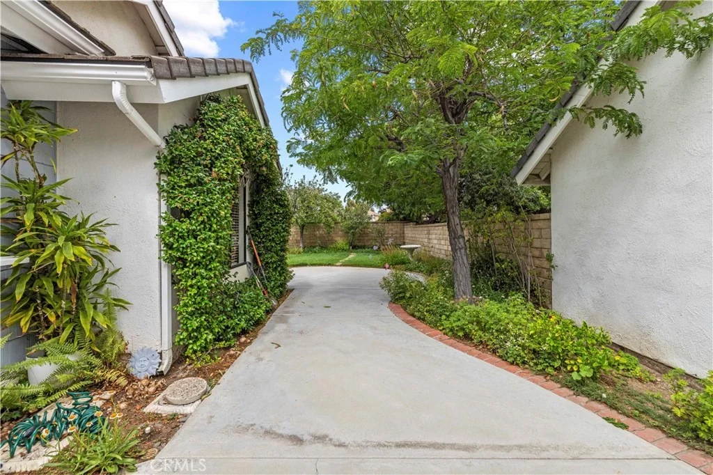 Photo of 25803 Mendoza