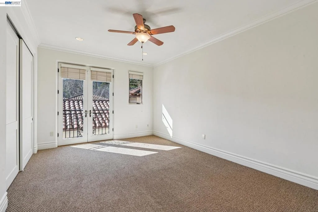 Photo of 1439 Vine Ln