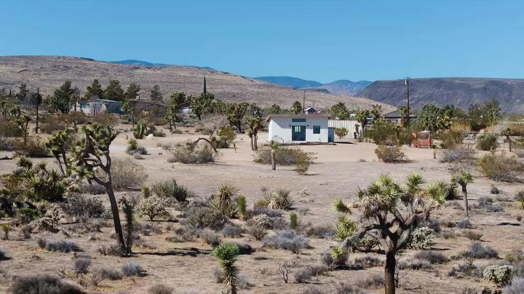Photo of 4039 Greasewood Lane