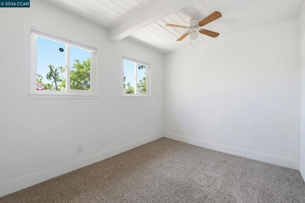 Photo of 2082 Overhill Rd