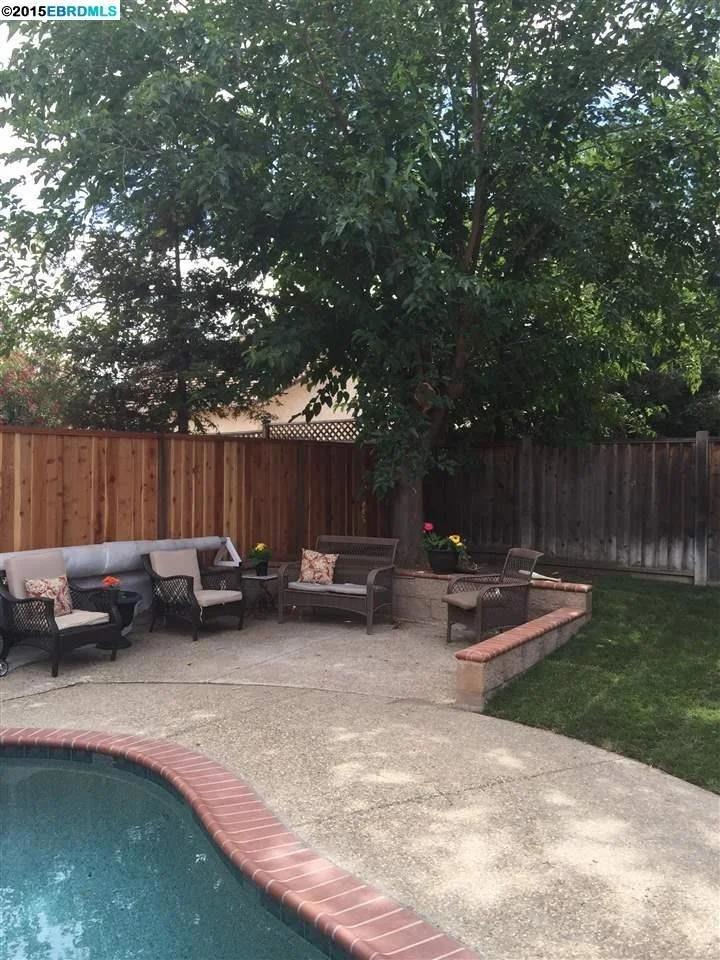 Photo of 1170 AMANDA CIR