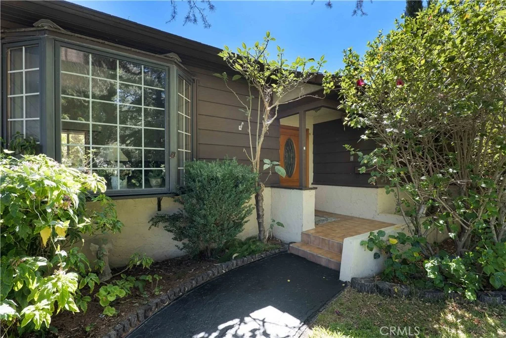 Photo of 6438 Orion Avenue