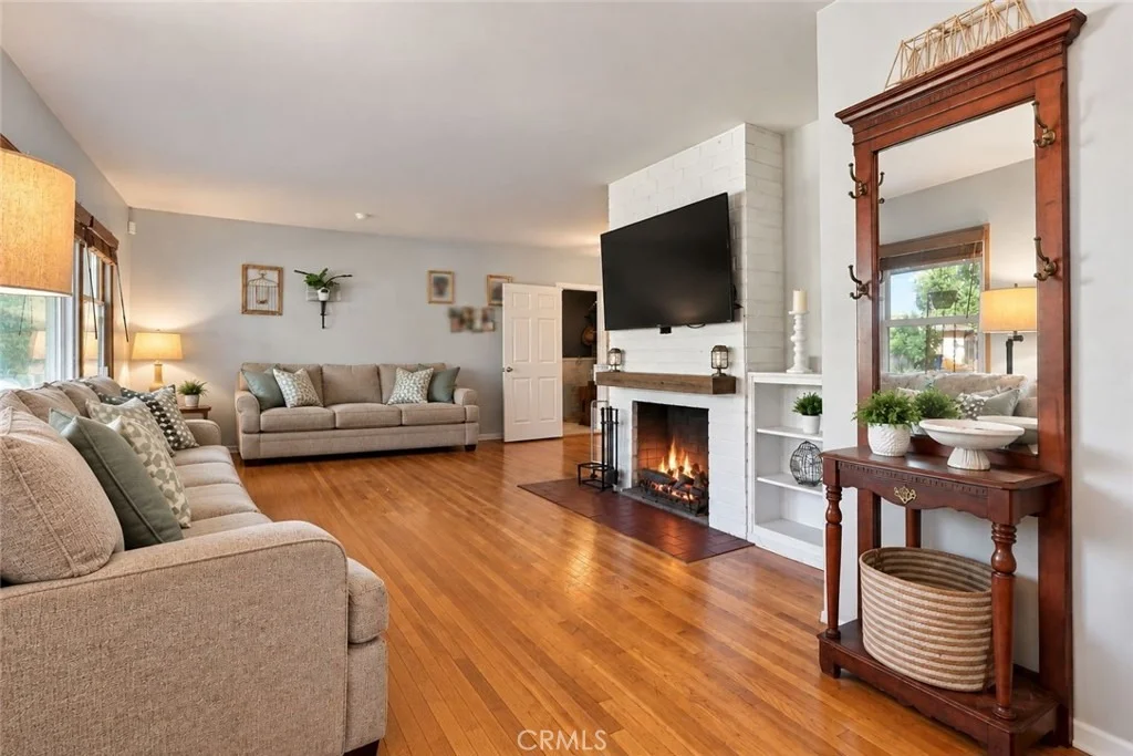 Photo of 184 Ford Avenue