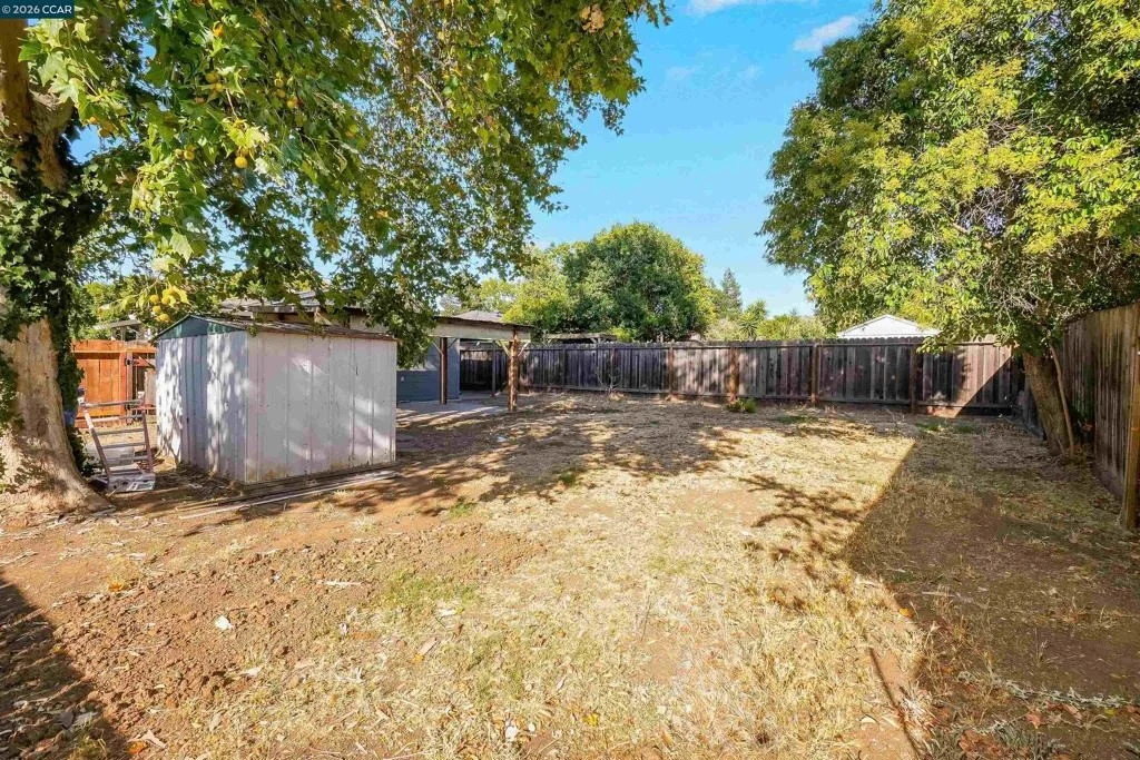 Photo of 2150 5Th Ave