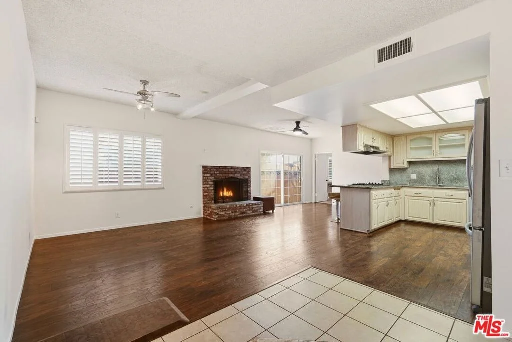 Photo of 15513 S Tarrant Avenue