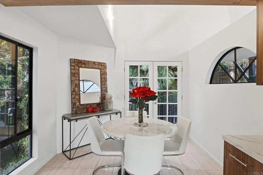 Photo of 6105 Avenida Chamnez