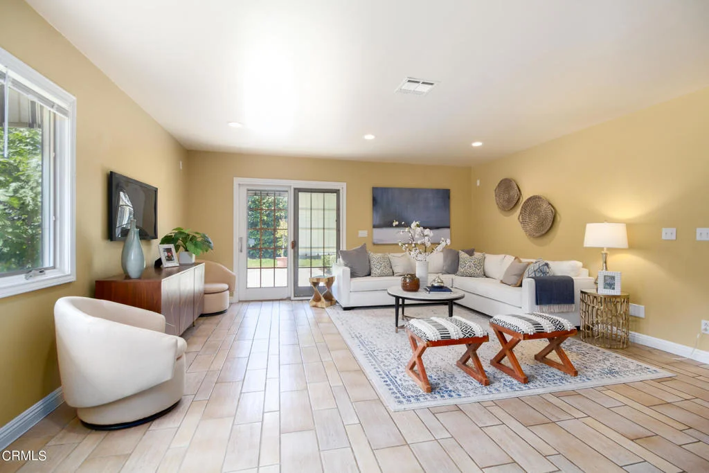 Photo of 1709 Alta Oaks Drive