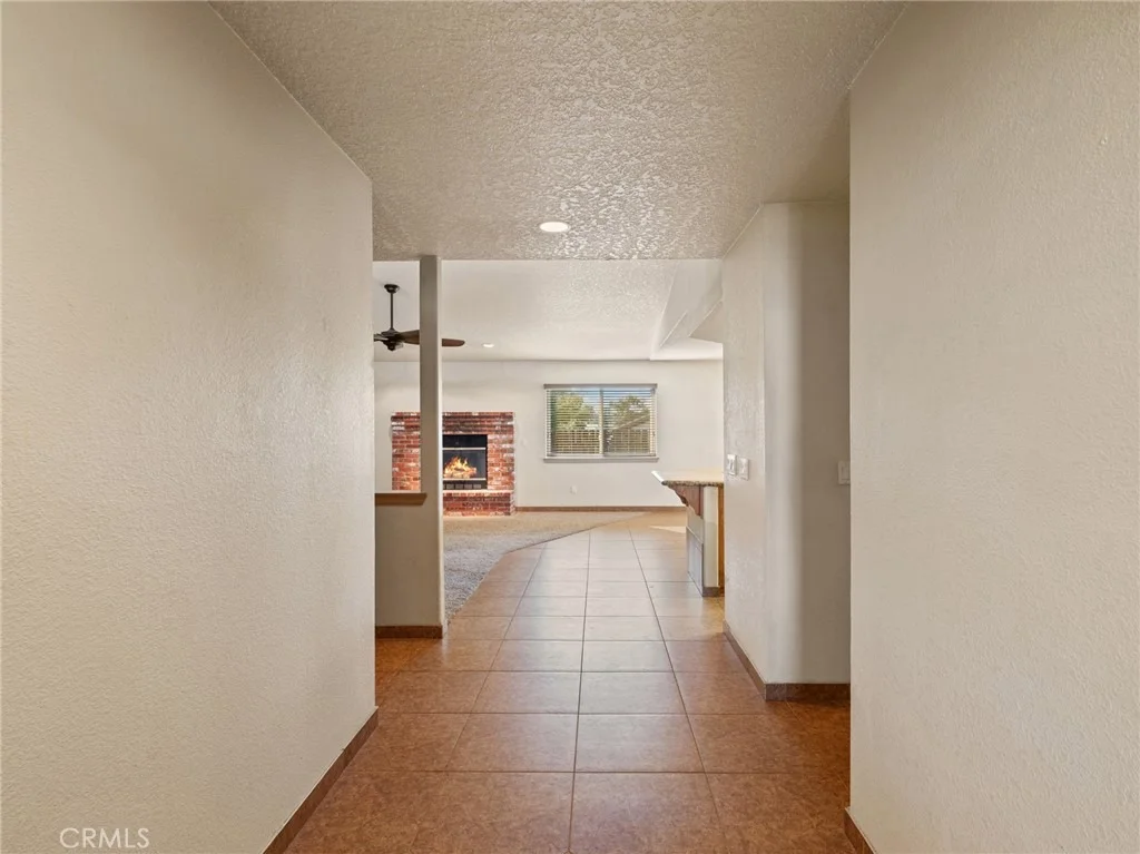 Photo of 15850 Elcona