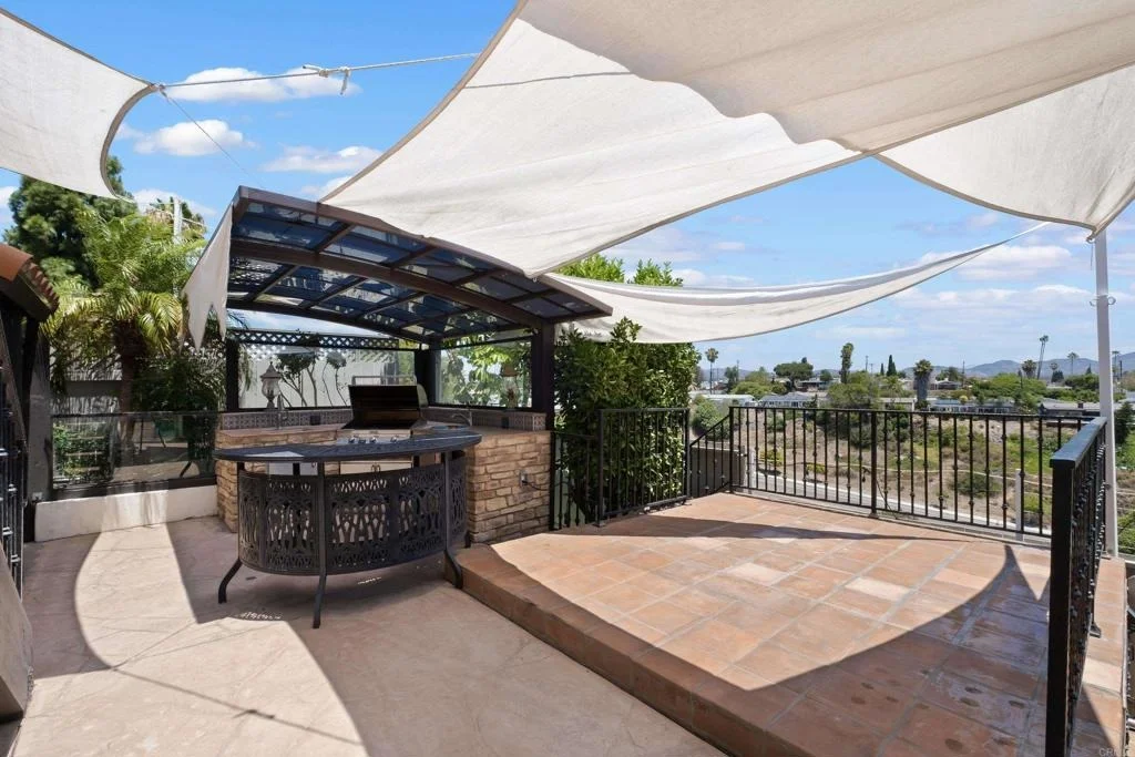 Photo of 2581 Mammoth Drive
