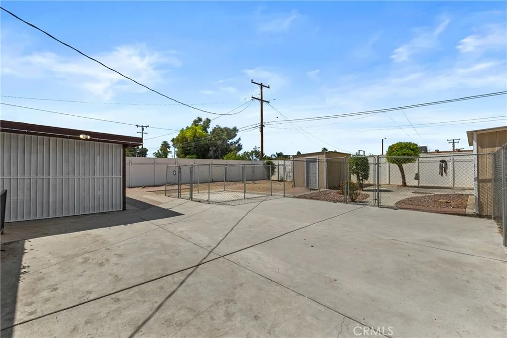 Photo of 40354 Clark