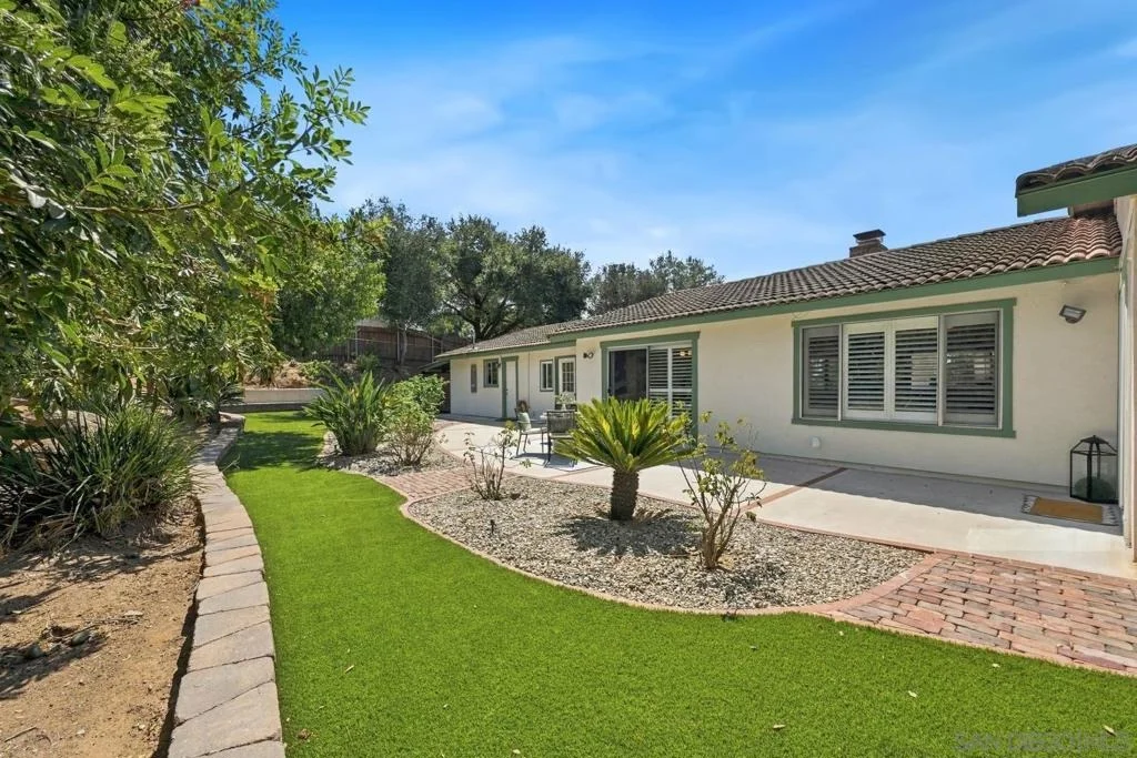 Photo of 2826 Calle De Malibu