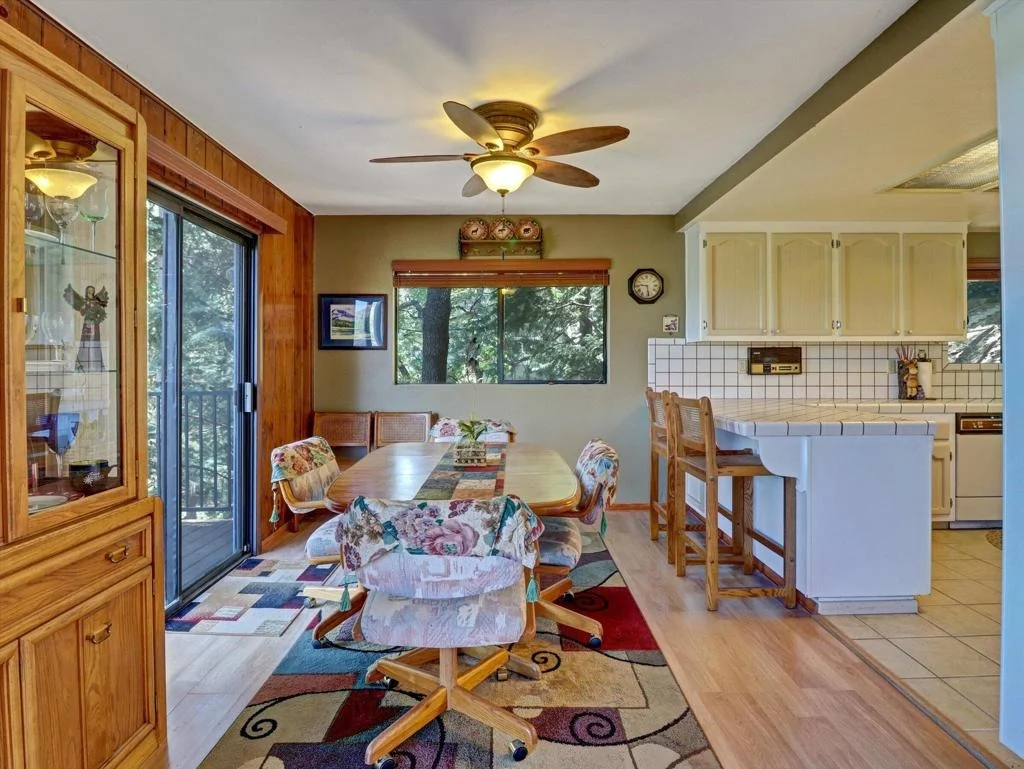 Photo of 214 S Fairway Drive