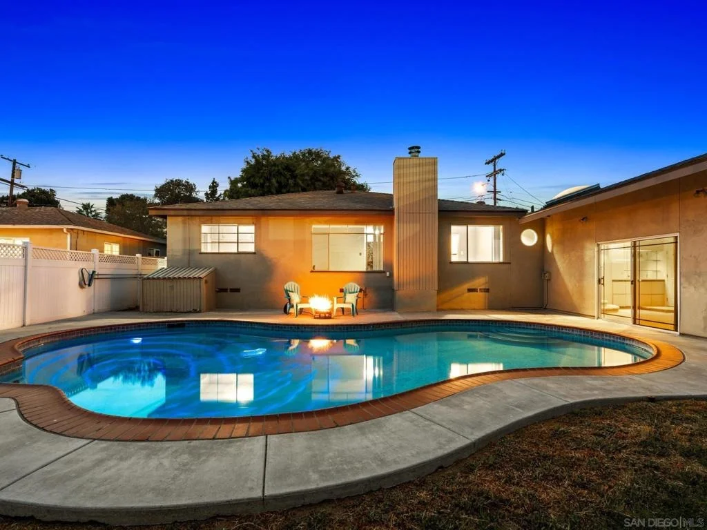 Photo of 2529 Littleton Road