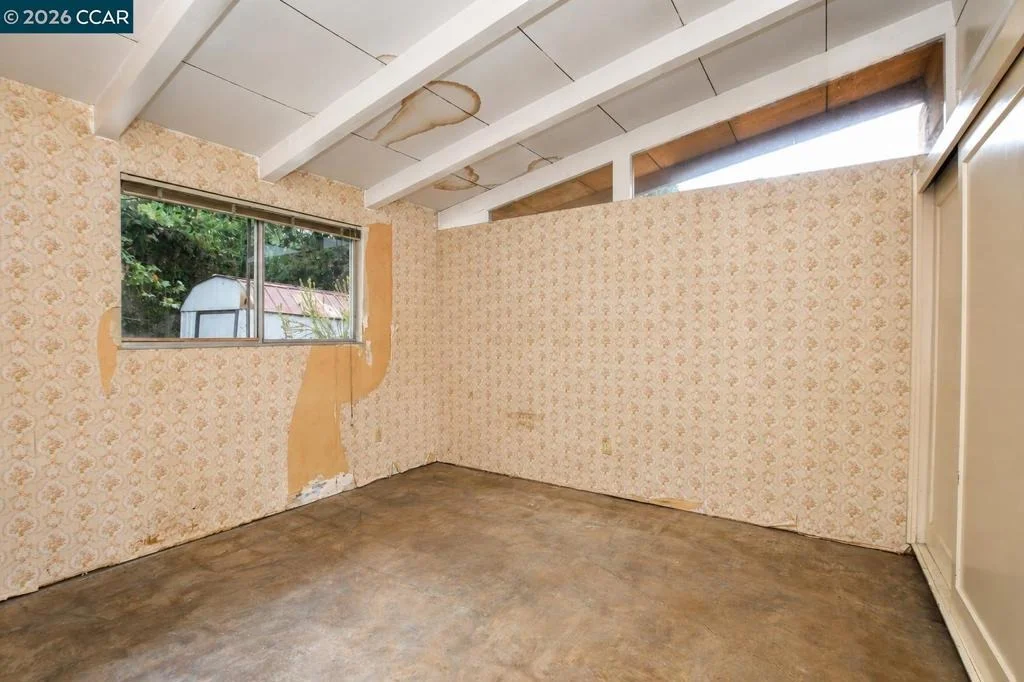 Photo of 3214 Pine St.