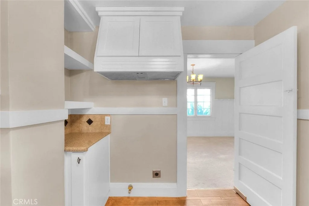 Photo of 563 Claremont
