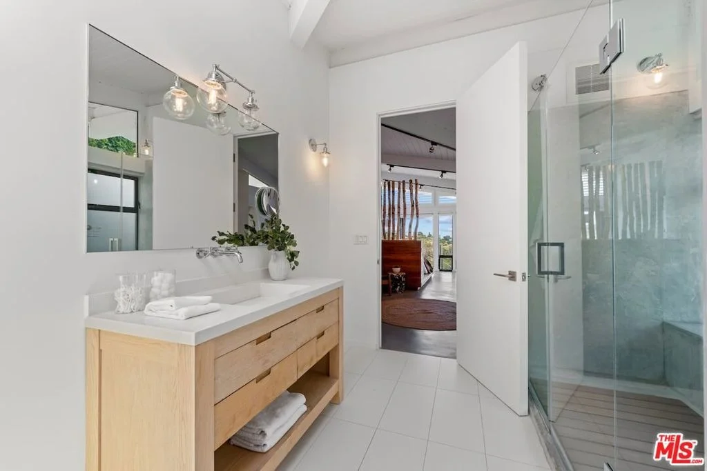 Photo of 23701 Harbor Vista Drive
