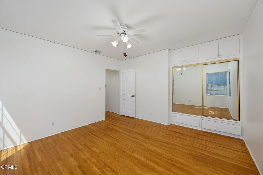 Photo of 321 S Griffith Park Drive