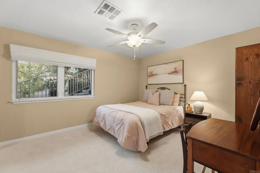 Photo of 398 Andrew Avenue