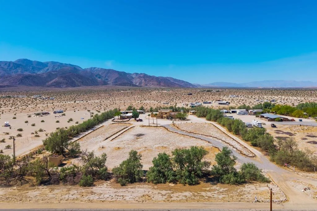 Photo of 6226 Split Mountain Road