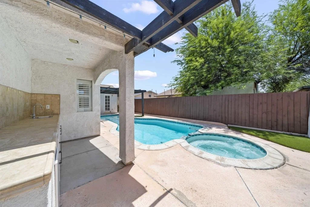 Photo of 257 Driftwood Dr