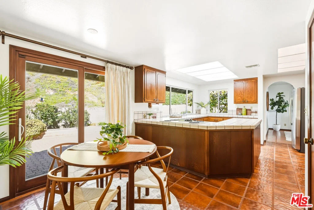 Photo of 5461 Horizon Drive