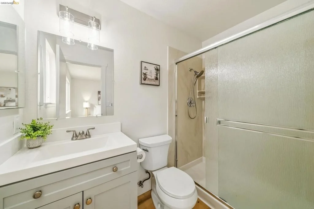Photo of 50 Sharon Dr
