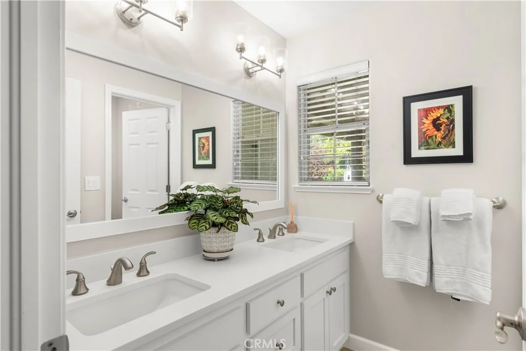 Photo of 815 Westgate Court