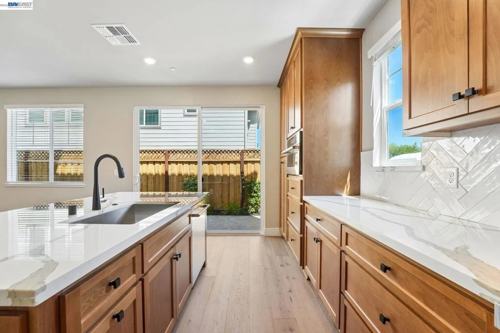 Photo of 796 Abigail Place