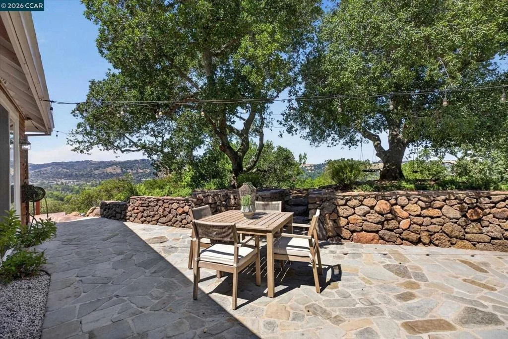 Photo of 10 Diablo Oaks Way