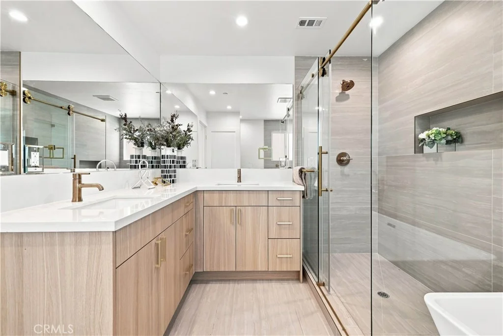 Photo of 13351 W Cellest Parkway