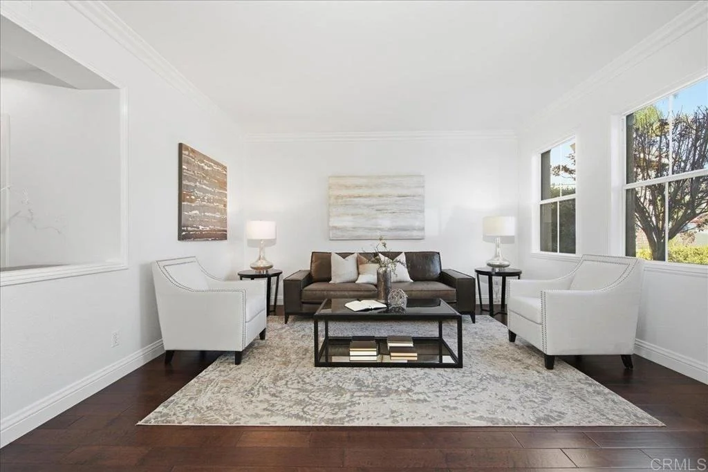 Photo of 812 Avenida Abeja