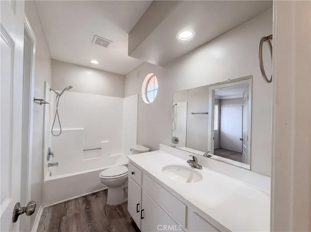 Photo of 39676 Ridgedale Drive