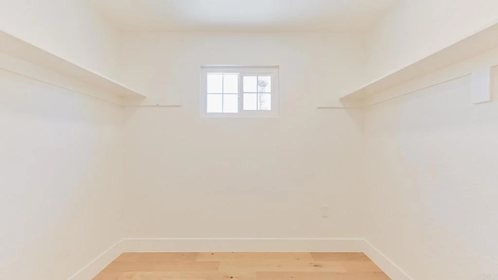 Photo of 2399 Ivy Road