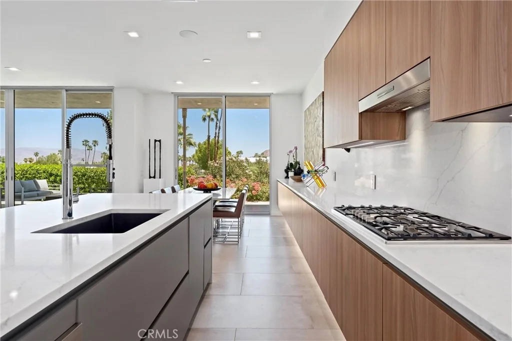 Photo of 47090 Amir Drive