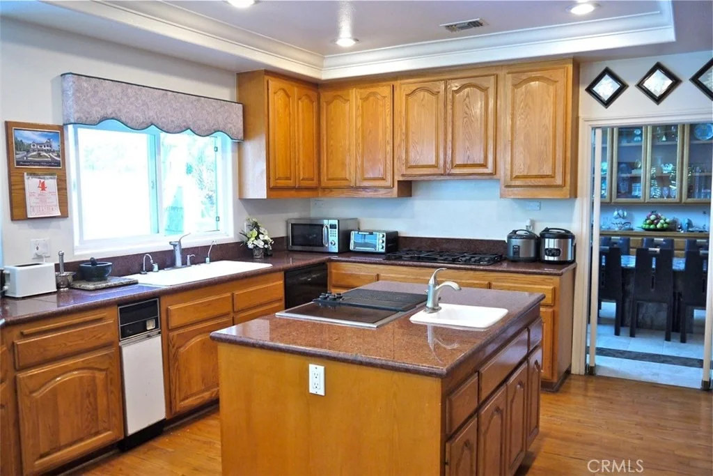 Photo of 2759 N Chauncey