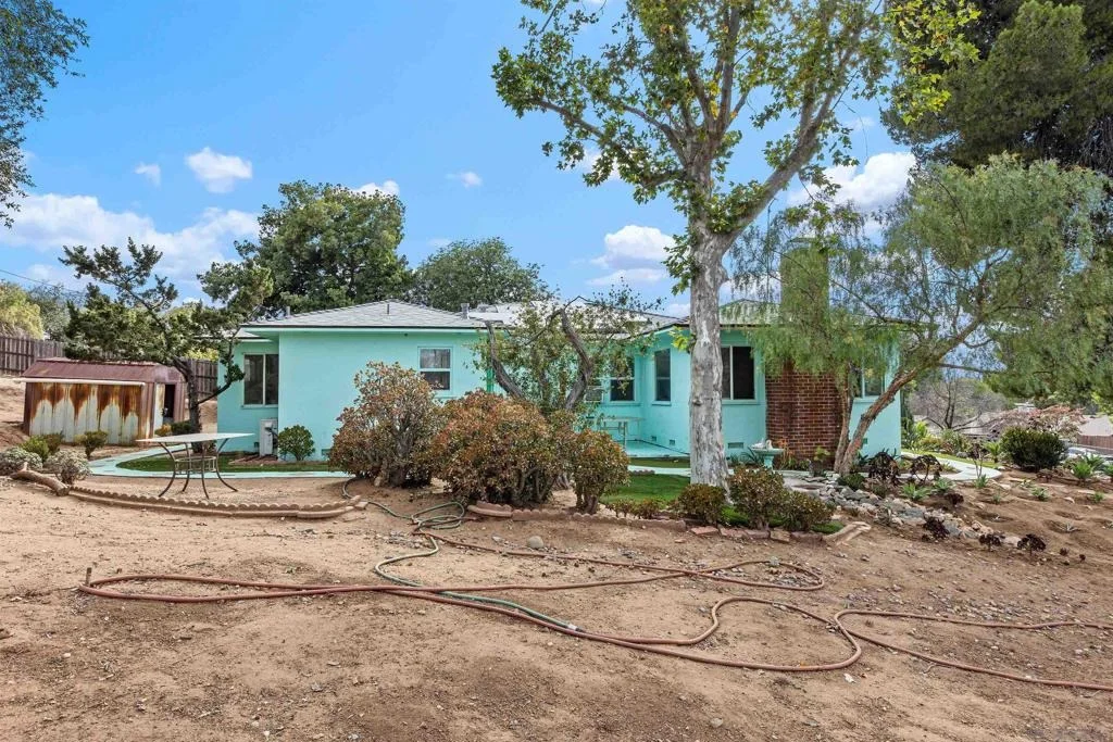 Photo of 2439 Patterson Rd