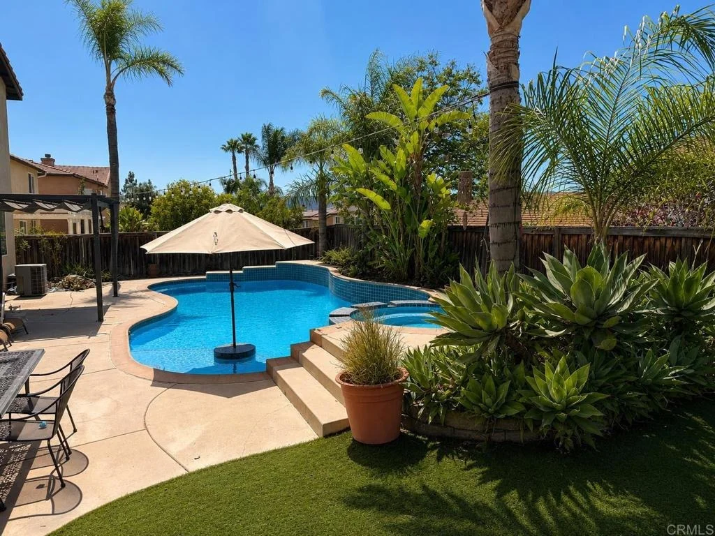 Photo of 40865 Robards Way
