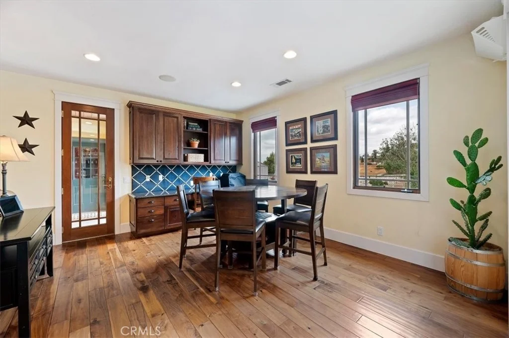 Photo of 16420 Rocky Glen Road