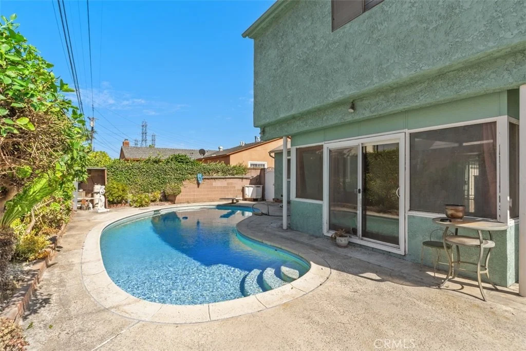 Photo of 10253 Angell