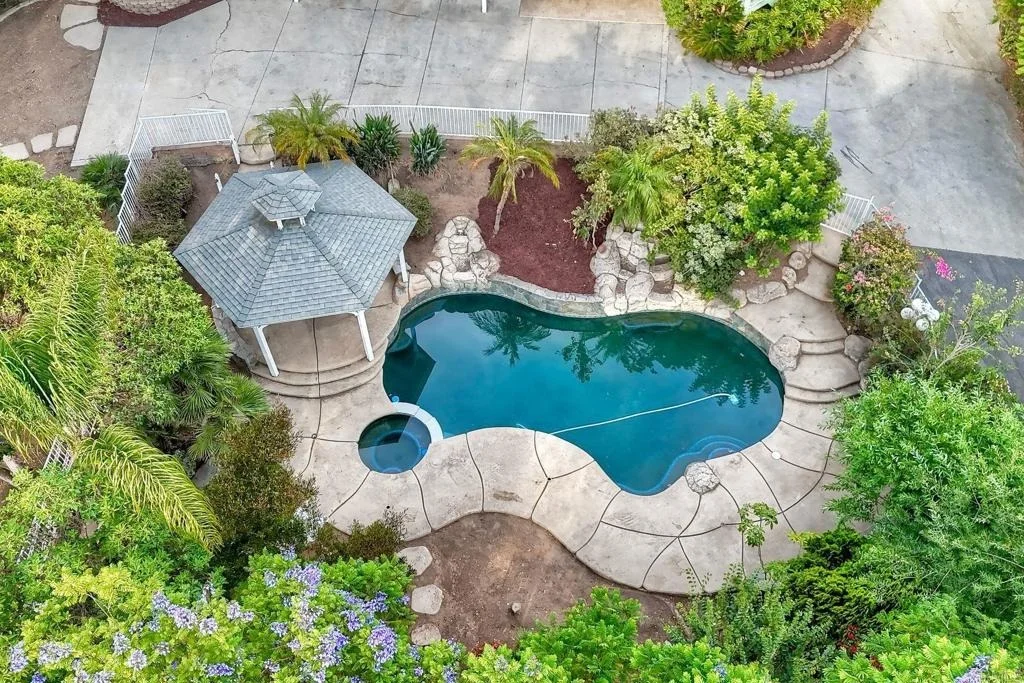Photo of 2039 E Mission Road