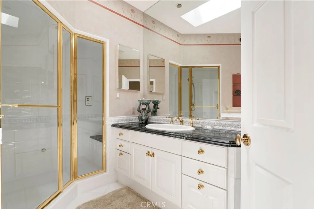 Photo of 3831 Cody Road