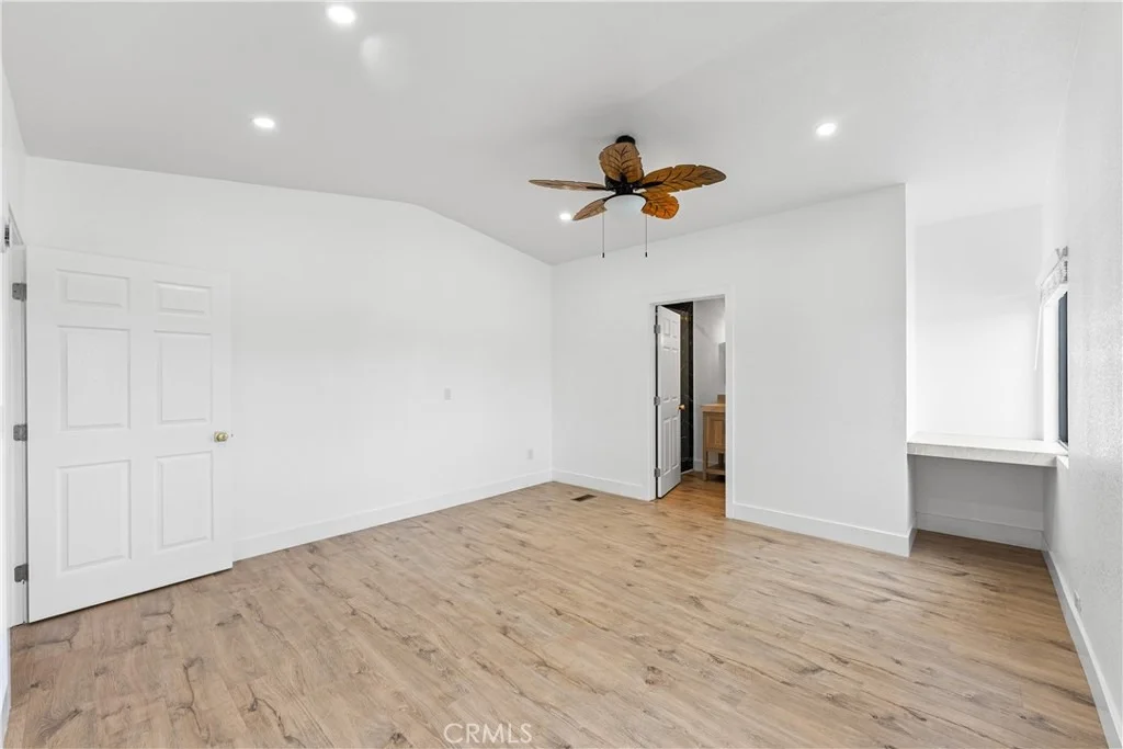 Photo of 4009 W Avenue K-8