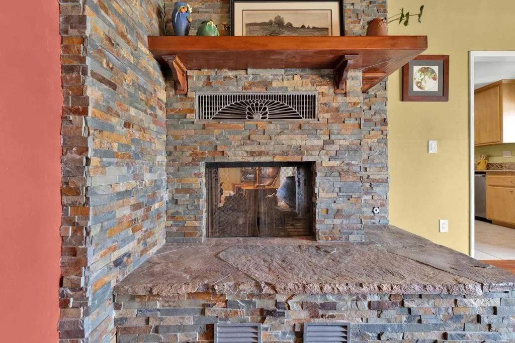 Photo of 1402 Big Red Road