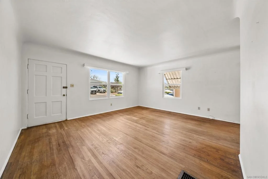 Photo of 4470 Olive Ave