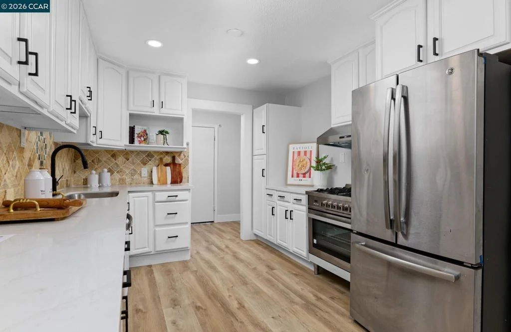 Photo of 103 Cataline Ave
