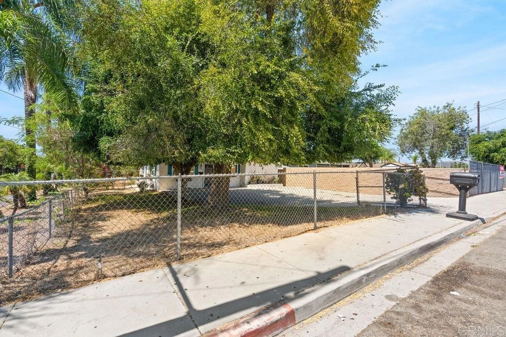 Photo of 1061 Old Stage Road