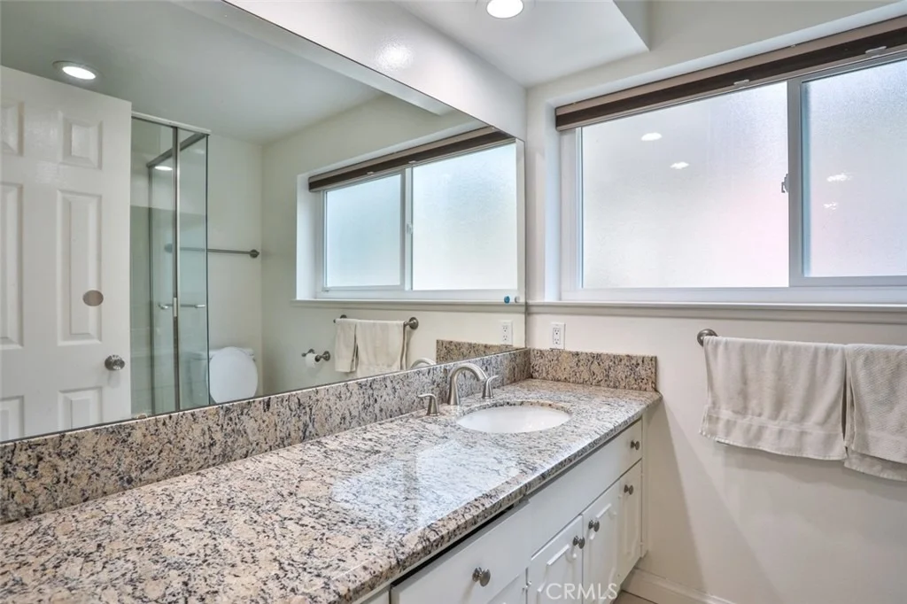 Photo of 1483 Greenbriar Avenue
