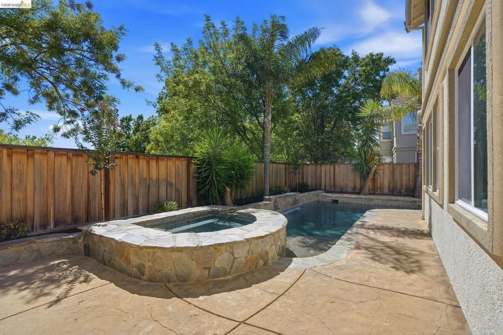 Photo of 308 Foothill Dr