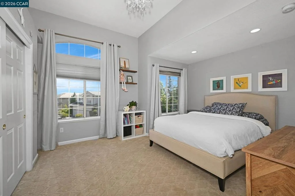 Photo of 8254 Creekside Drive