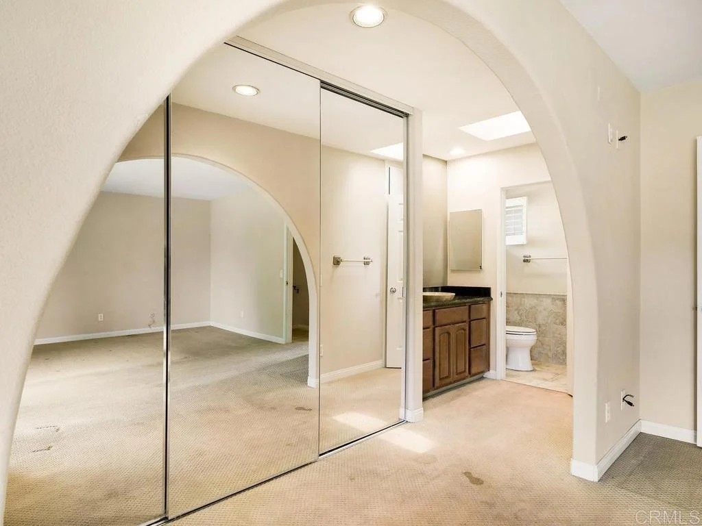 Photo of 4798 Hillside Drive